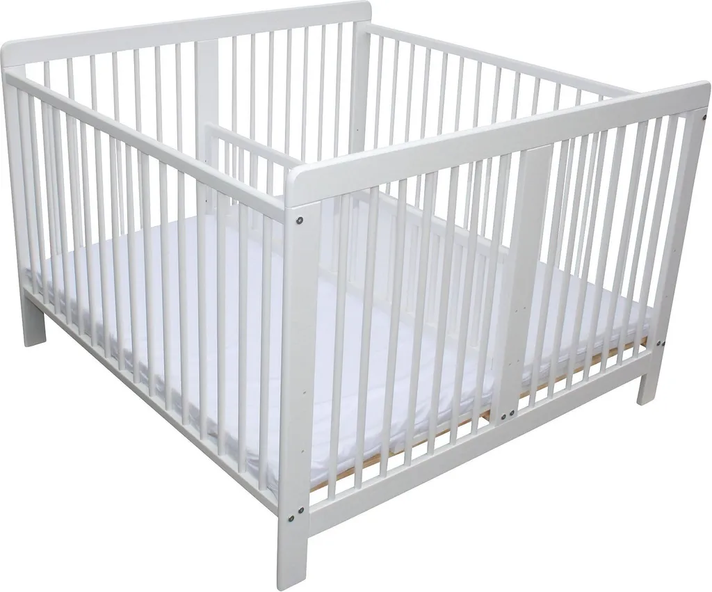 Zwillingsbett Kinderbett Für Zwillinge 2in1 Massiv Weiss Mit 2 Matratzen 120x120cm Und Trenngitter